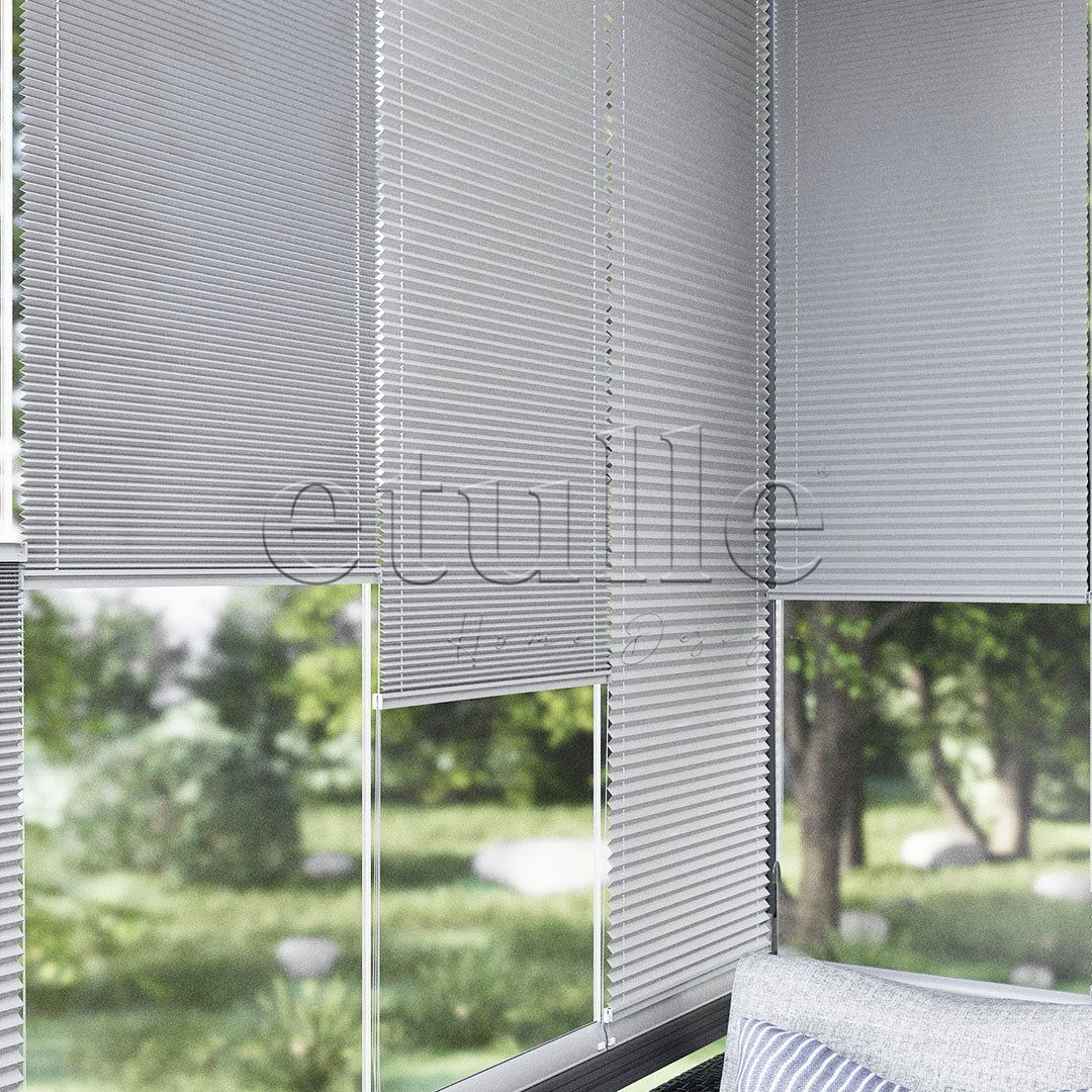 16 MM Diamond Light Grey Plain Pleat Curtain