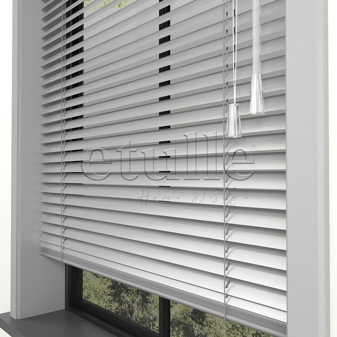 16 MM Shiny Silver Aluminum Venetian Blind