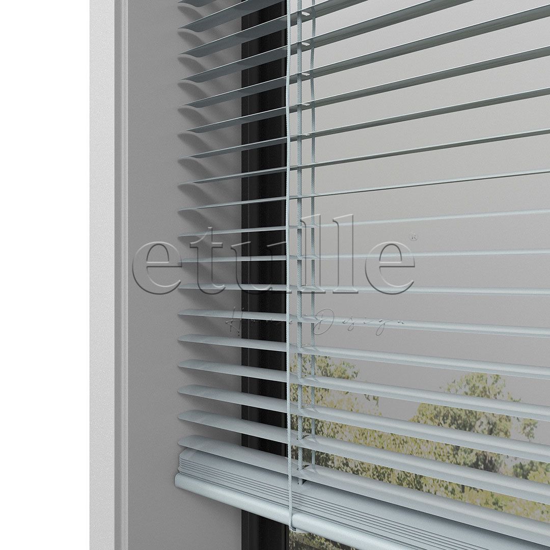16 MM Bright Blue Aluminum Venetian Blind