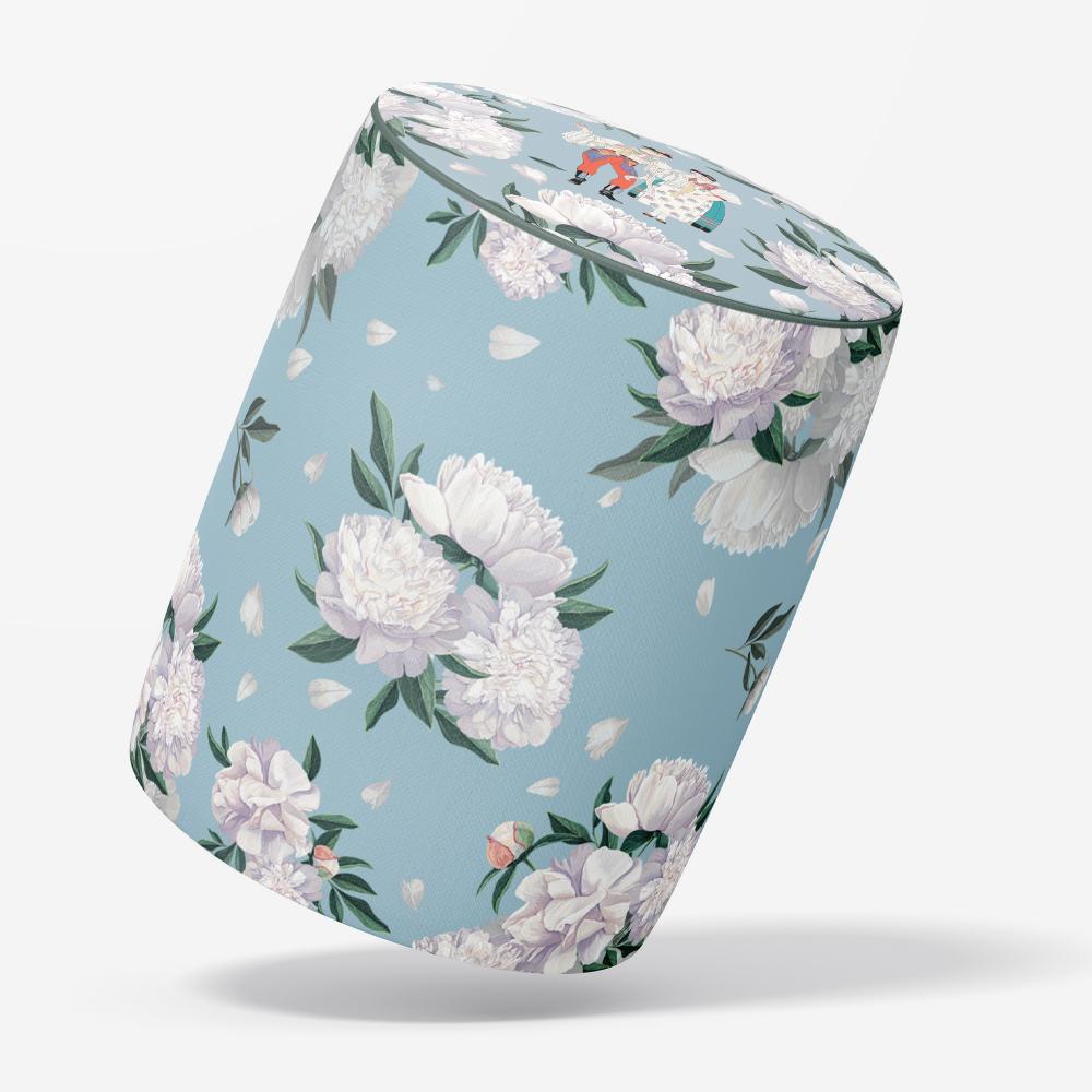 Blue-White Rose Puf