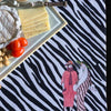 Zebra Desen Üzerine Moda Figürlü Amerikan Servis Modern Tasarım - 4'lü 30x50 cm